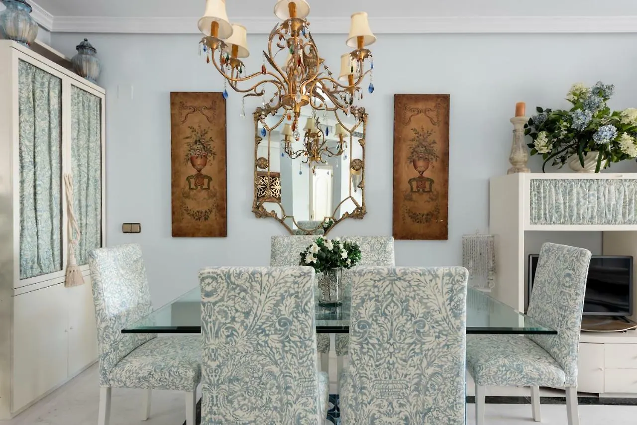 Marbella Real 421 Apartment 0*,